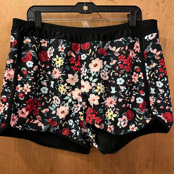 Holipick Other - Size 22W - Holipick - Black and Floral Swim Shorts